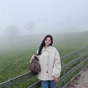 루에브르 핸드메이드 벨티드 하프 코트 밀키 화이트 s