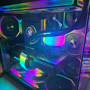 라이젠7 9800X3D RTX5080 감성본체 팝니다 이미지