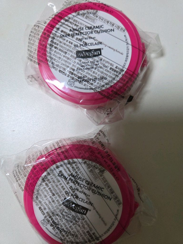 어뮤즈 태닝키티 쿠션 01포슬린 리필2개--1