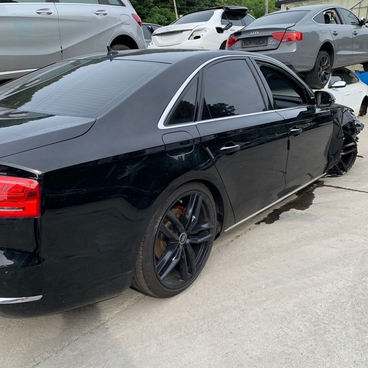 [ 아우디 A8 (D4) ] 실내 or 전장 및 외장 부품 판매 합니다 이미지