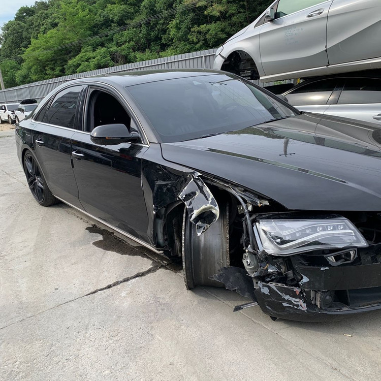 [ 아우디 A8 (D4) ] 실내 or 전장 및 외장 부품 판매 합니다 이미지