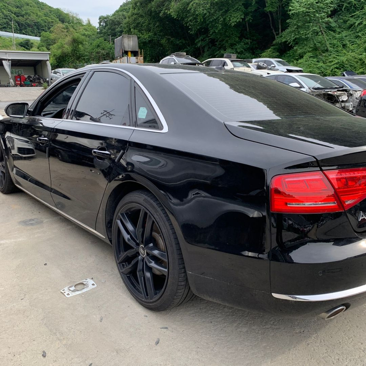 [ 아우디 A8 (D4) ] 실내 or 전장 및 외장 부품 판매 합니다 이미지