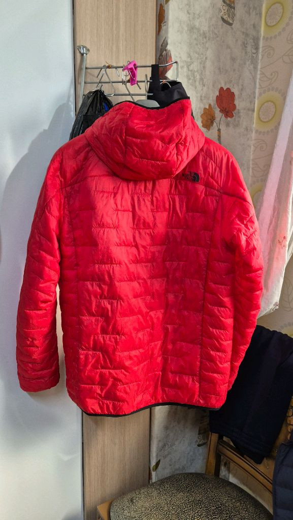 노스페이스 구스경량패딩--1