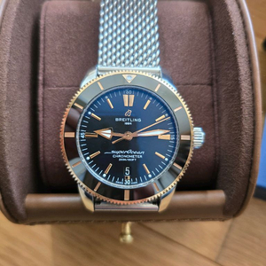 브라이틀링 슈퍼오션헤리티지 콤비 44 슈오헤 부산