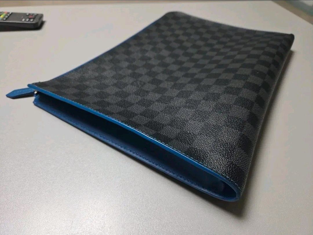 [정품]루이비통 클러치 포쉐트 주르GM(시즌컬러)--2