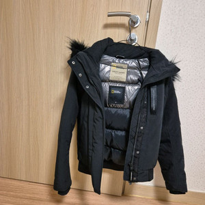 내셔널지오그래픽 타루가 숏패딩(xs)택포 이미지