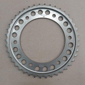 혼다 CBR1000RR 06-16 일본 정품 선스타 리어 스프라켓 42T 530 사이즈 판매 합니다 이미지