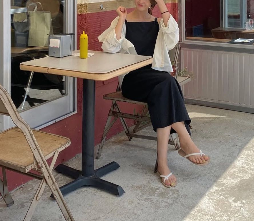 트월 가디건 나시원피스.화이트 블랙 일괄--2