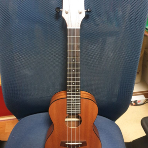 로코망고 우쿨렐레 중고 판매합니다. 이미지