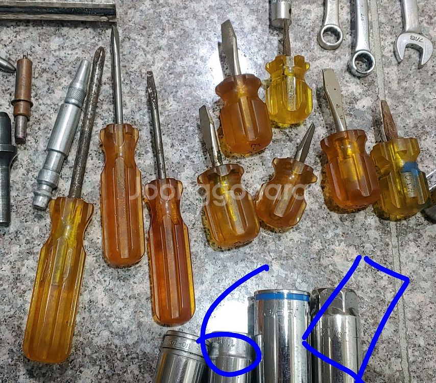 에어드릴 공구 + 연장세트 판매합니다--5