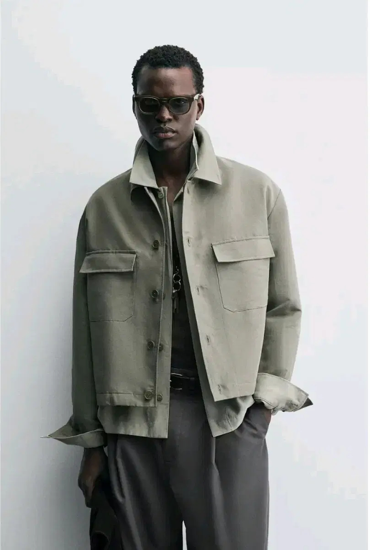 L) 자라 25fw 박시핏 포켓 오버셔츠 자켓 카키색 5899 444--2