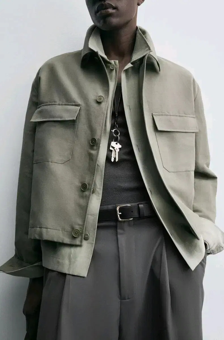 L) 자라 25fw 박시핏 포켓 오버셔츠 자켓 카키색 5899 444--6
