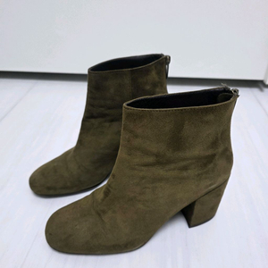 스튜어트와이츠먼 앵클부츠 팔아요 (37.5) 이미지