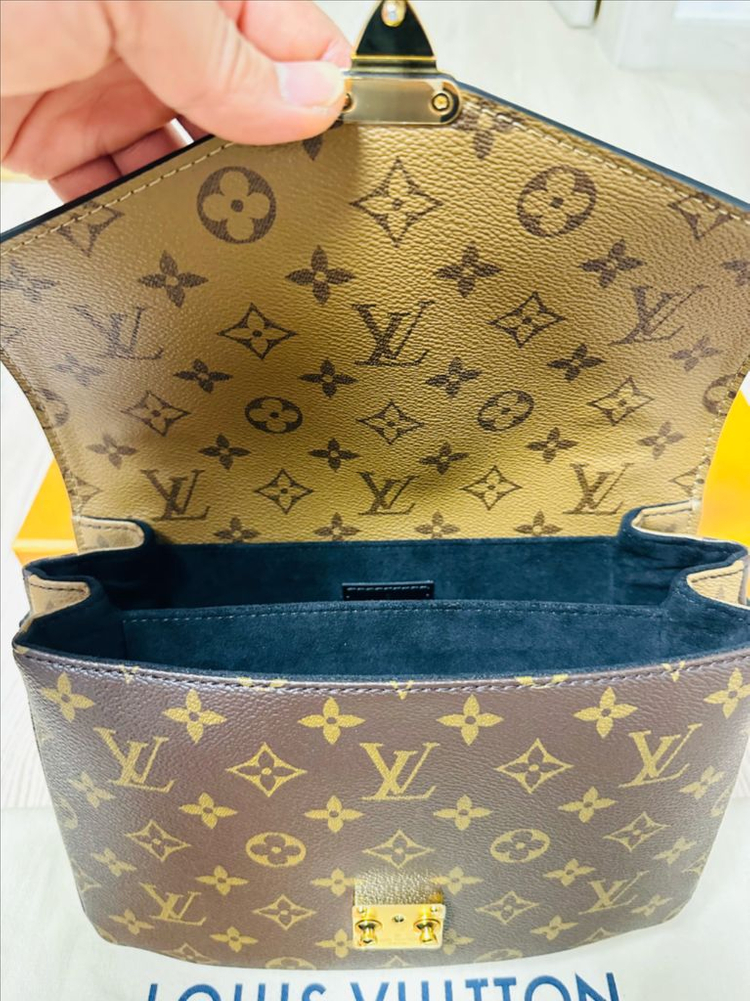 루이비통 포쉐트 메티스 모노그램 리버스 팝니다. 이미지