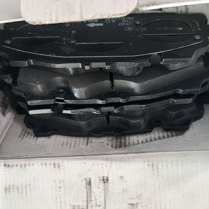 아우디 A7순정 전륜브레이크패드+센서