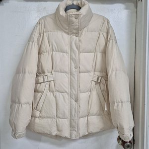 모어댄 숏 패딩