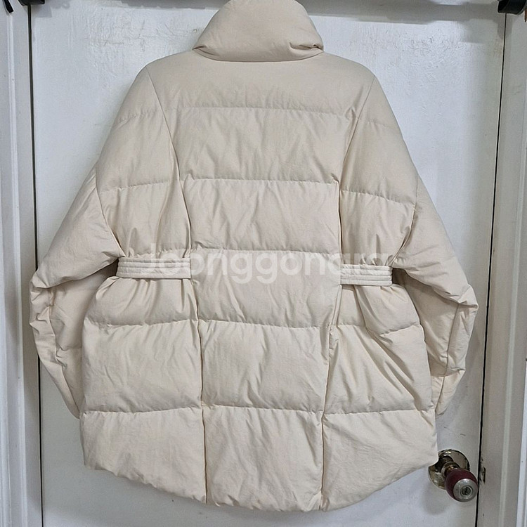 모어댄 숏 패딩--4