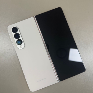 (40만원)갤럭시Z폴드4 베이지 512G 미파손 무잔상 불량화소X 실사용 추천