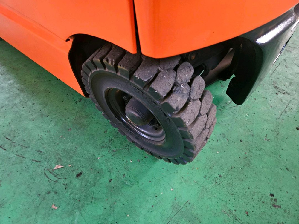 (중고지게차) 도요타 7FB15 전동 1.5톤 좌식형 지게차 ( 양개식자동발)--8