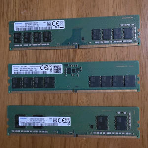 DDR5 RAM 16GB, DDR4 8기가 2개 이미지