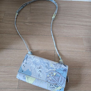 한섬 래트LATT 크로스백 가죽가방