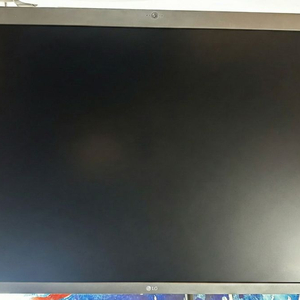 LG 울트라파인 5k 고장난 모니터 이미지