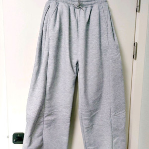 커브드 스타일 기모 추리닝바지 새거