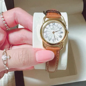 미쉘에블랑 가죽 손목시계