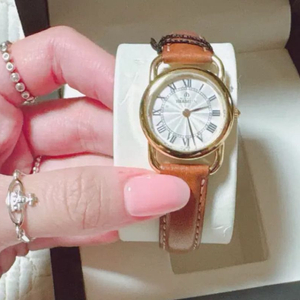 미쉘에블랑 가죽 손목시계