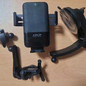 주파집 차량용센서무선충전거치대 4세대 CWC01