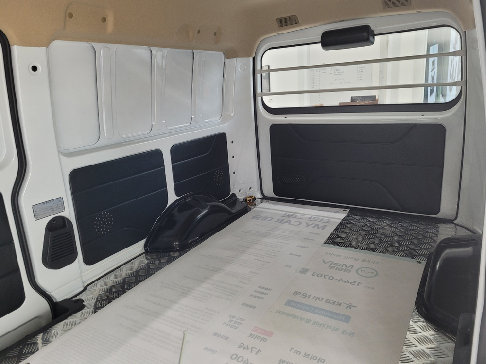 전기차 2인승 화물차--3