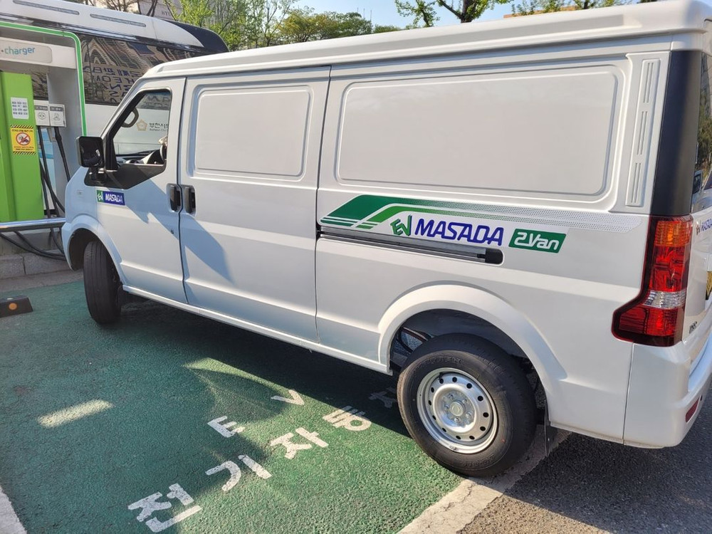 전기차 2인승 화물차--2