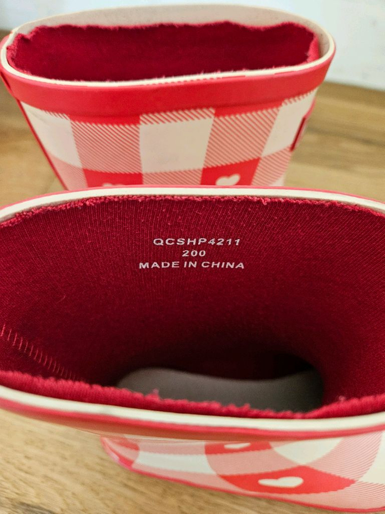 아동 신발 베네통 장화 200 / 스케쳐스 털슬리퍼 200 / 반스루이비통 운동화 185 이미지