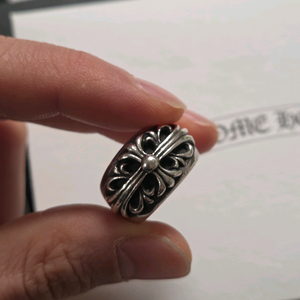 [정품] 크롬하츠 플로랄 크로스링 국내풀구성 이미지