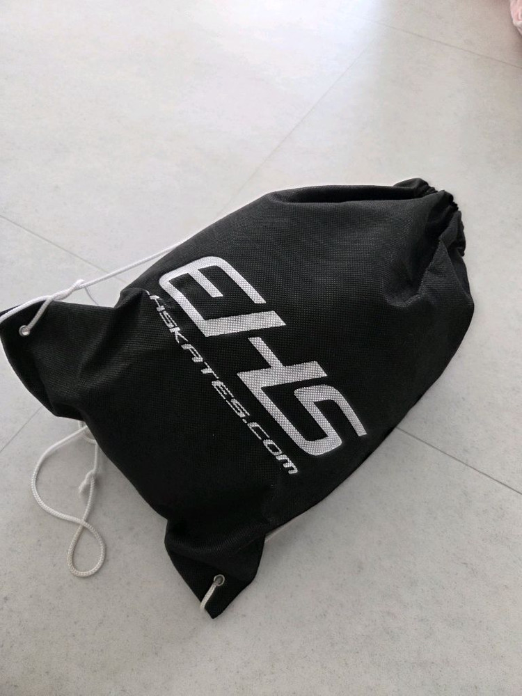 EHS 스케이트 헬멧팝니다--4