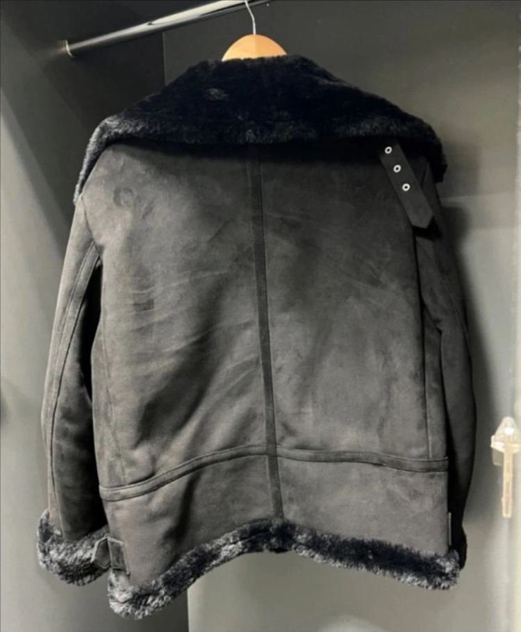 이지오 세미오버 블랙무스탕 100--2