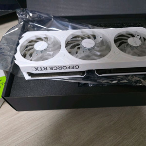 갤럭시 RTX 4070 ex gamer white oc 그래픽카드