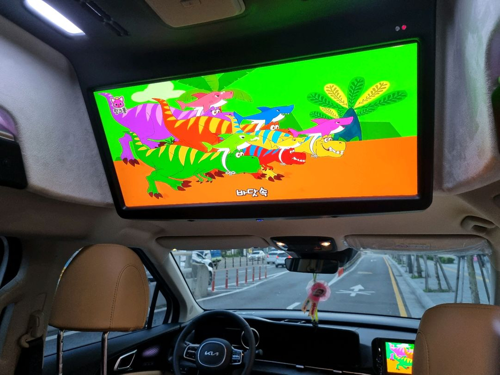 대형 MPV 캠핑카 이미지