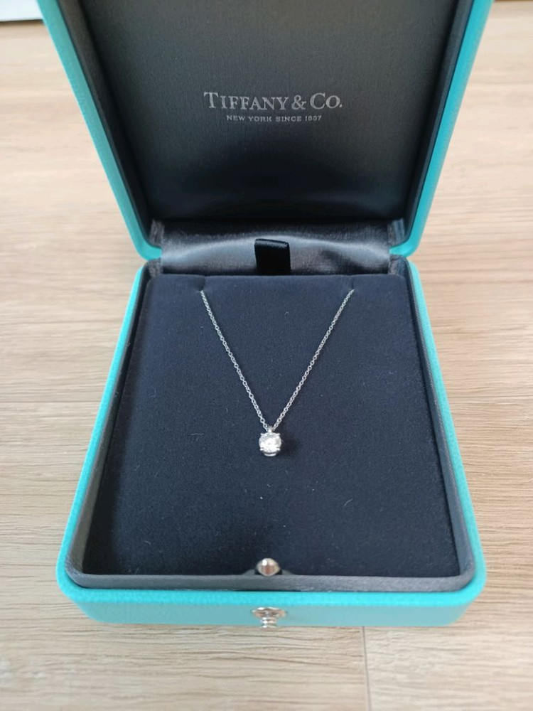 F.VVS1/티파니 4.7부 다이아 솔리테어 플래티늄 목고리,목걸이(5부)0.47캐럿--2