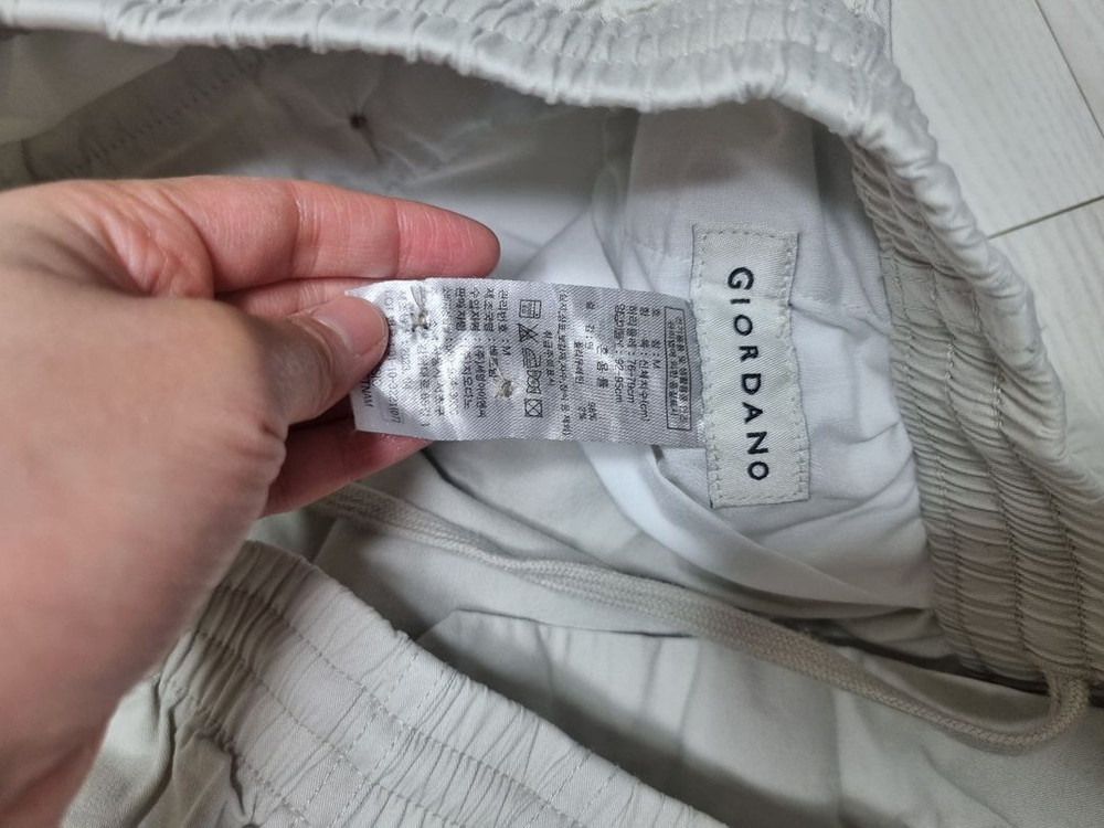 지오다노 남성 아이보리 버뮤다 쇼츠 반바지 M--3