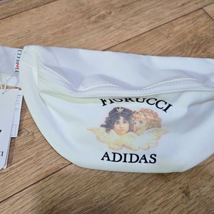 아디다스 피오루치 콜라보 엔젤 힙색 웨이스트백 가방 대장