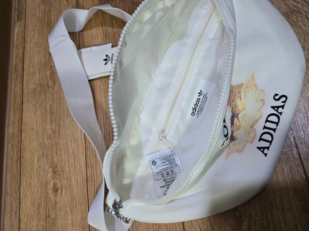 아디다스 피오루치 콜라보 엔젤 힙색 웨이스트백 가방 대장 이미지