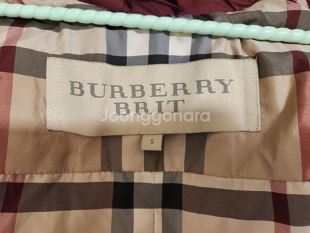 버버리스포츠 여자구스다운패딩잠바S--9