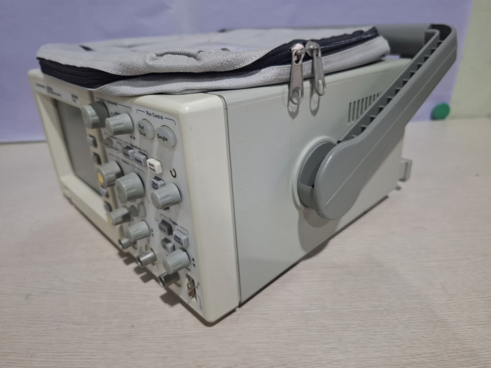 Agilent DSO3102A Oscilloscope 100MHz 1GSa-s 오실로스코프--1