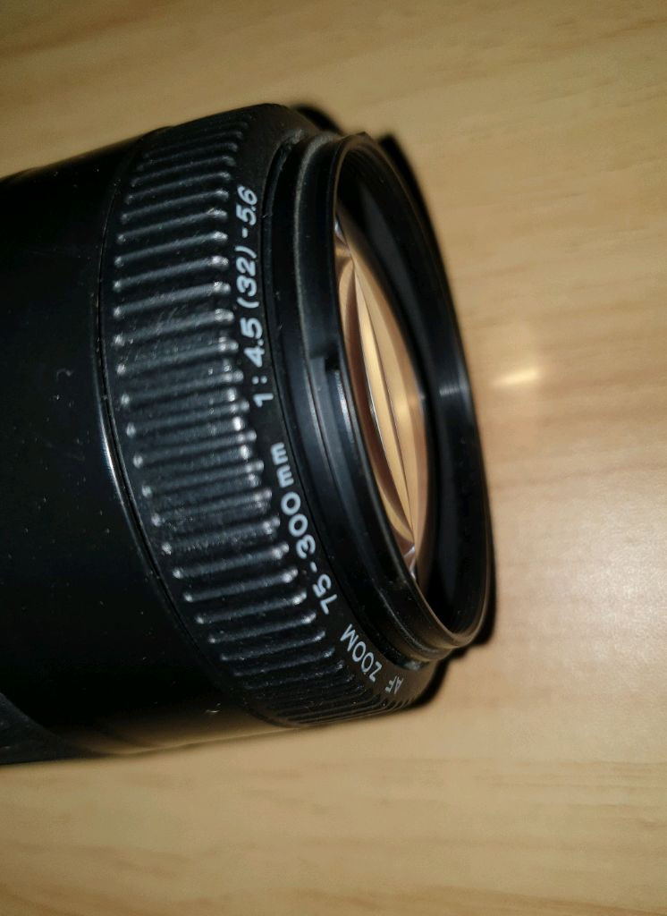 미놀타 AF 줌 75-300mm f/4.5-5.6 렌즈(소니) 이미지