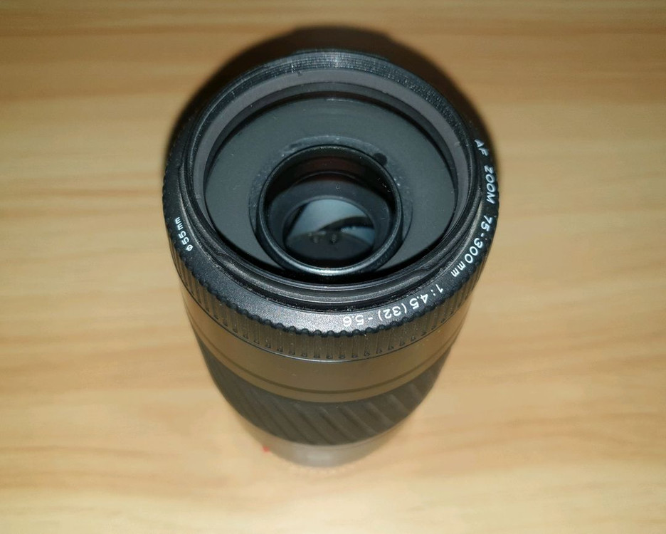 미놀타 AF 줌 75-300mm f/4.5-5.6 렌즈(소니) 이미지