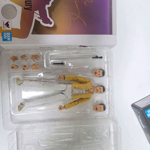 shf 프레디 머큐리 개봉전시품 판매하t2u25 이미지