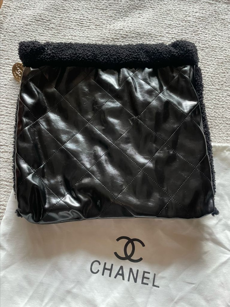 샤넬22백st 미듐--1