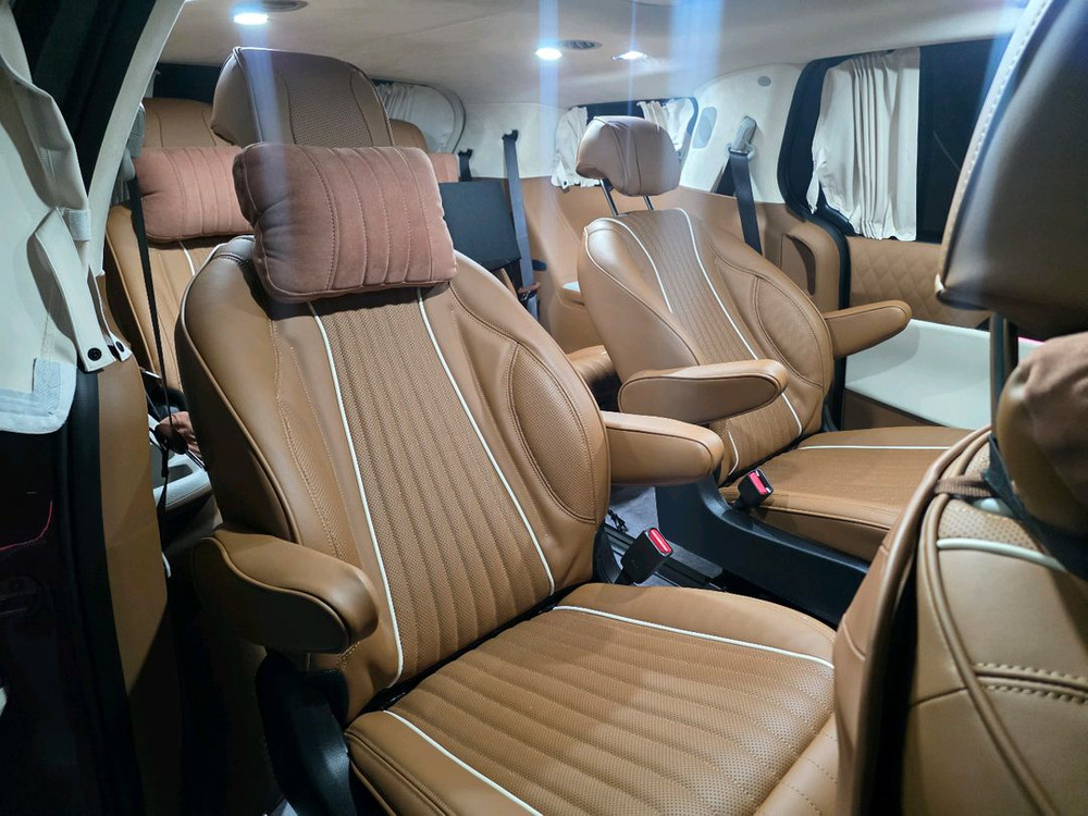 더뉴카니발 하이브리드 KA4 그래비타 특장차량 이미지