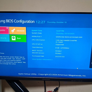 갤럭시북3 360 부품용으로 판매합니다.